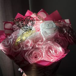 Selling Eternal Flowers 