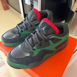 Jordan 4 RM Size 2.5Y (Black/ Gorge Green/ Varsity Red)
