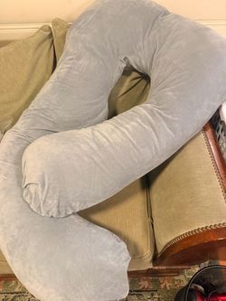 Pregnancy pillow