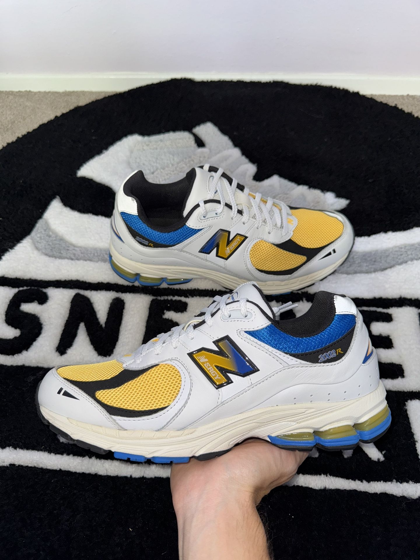 New Balance 2002R Vibrant Apricot (Size 11)