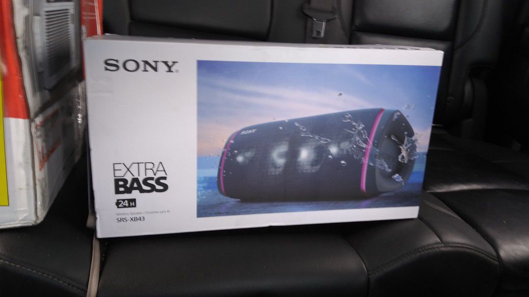 Sony Extra Bass bluetooth speaker
