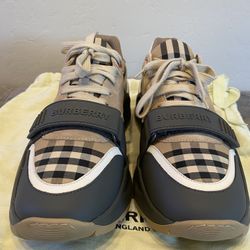 Burberry Shoes 