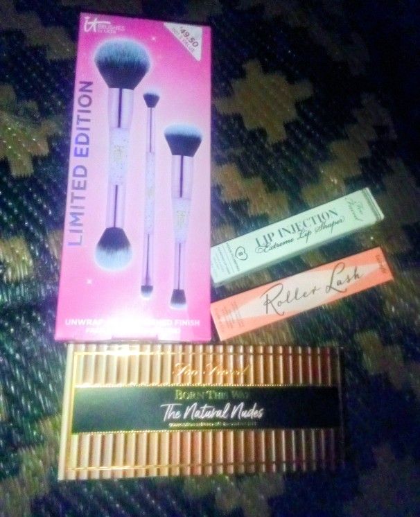 4 High End Make Up Products For 60$ (Retail 157$)