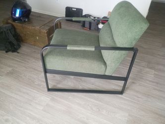 Chairs Nearly New