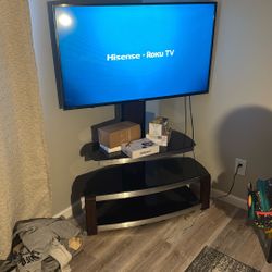 50 Inch Hisense TV With Stand 