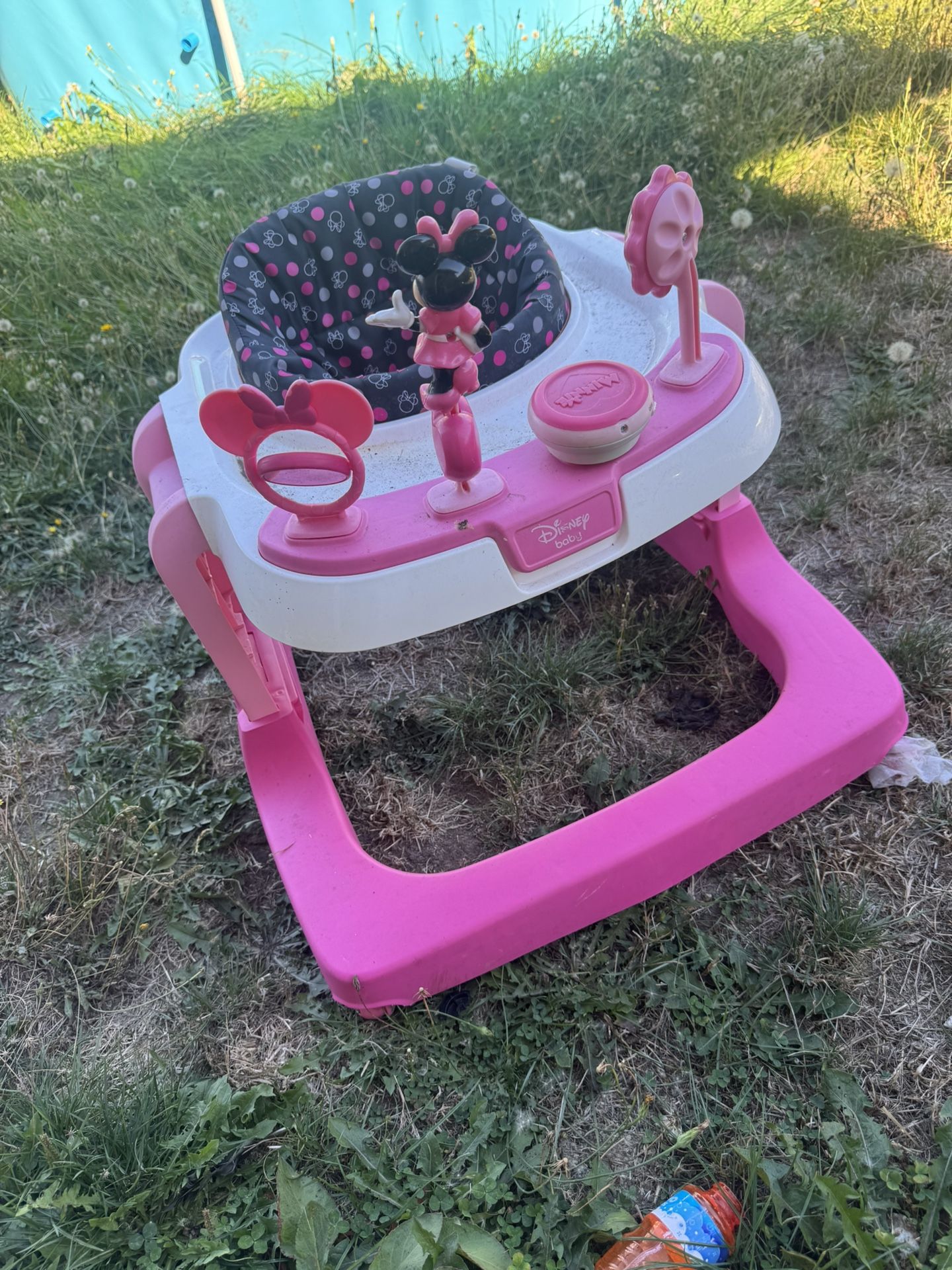 Minnie Mouse Walker 
