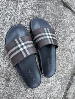 Burberry slides