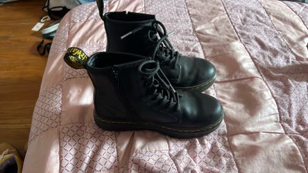 kids doc martens