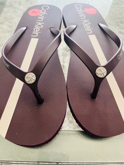 Calvin Klein Flip Flops Size  10