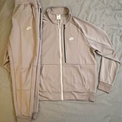 Nike N98 Tech Tribute Track Jacket 'Moon Fossil' Men Size Large & Pants size Med (Like New)