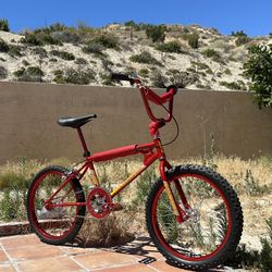 Old BMX 1980' Scorpion Show / Race Bike Amazing Condition , Araya , Oakley , Sunshine , Ashtabula , Weinmann , Tuf Neck , Dirt Skirt , California Lite