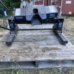 5th Wheel Hitch 