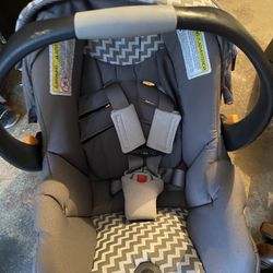 Infant car seat +  Free  Base Like New