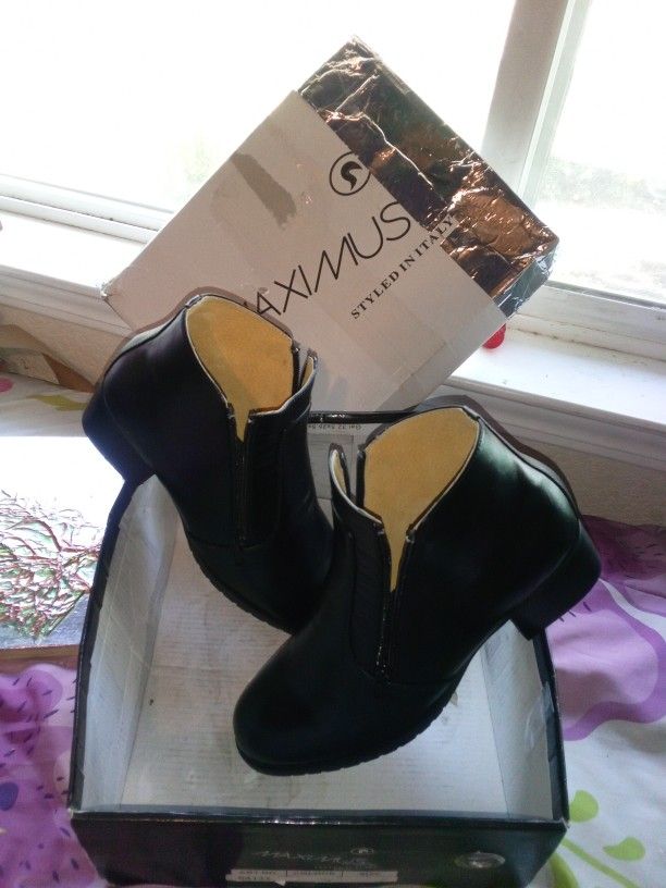 Maximus Straight Out Of Italy