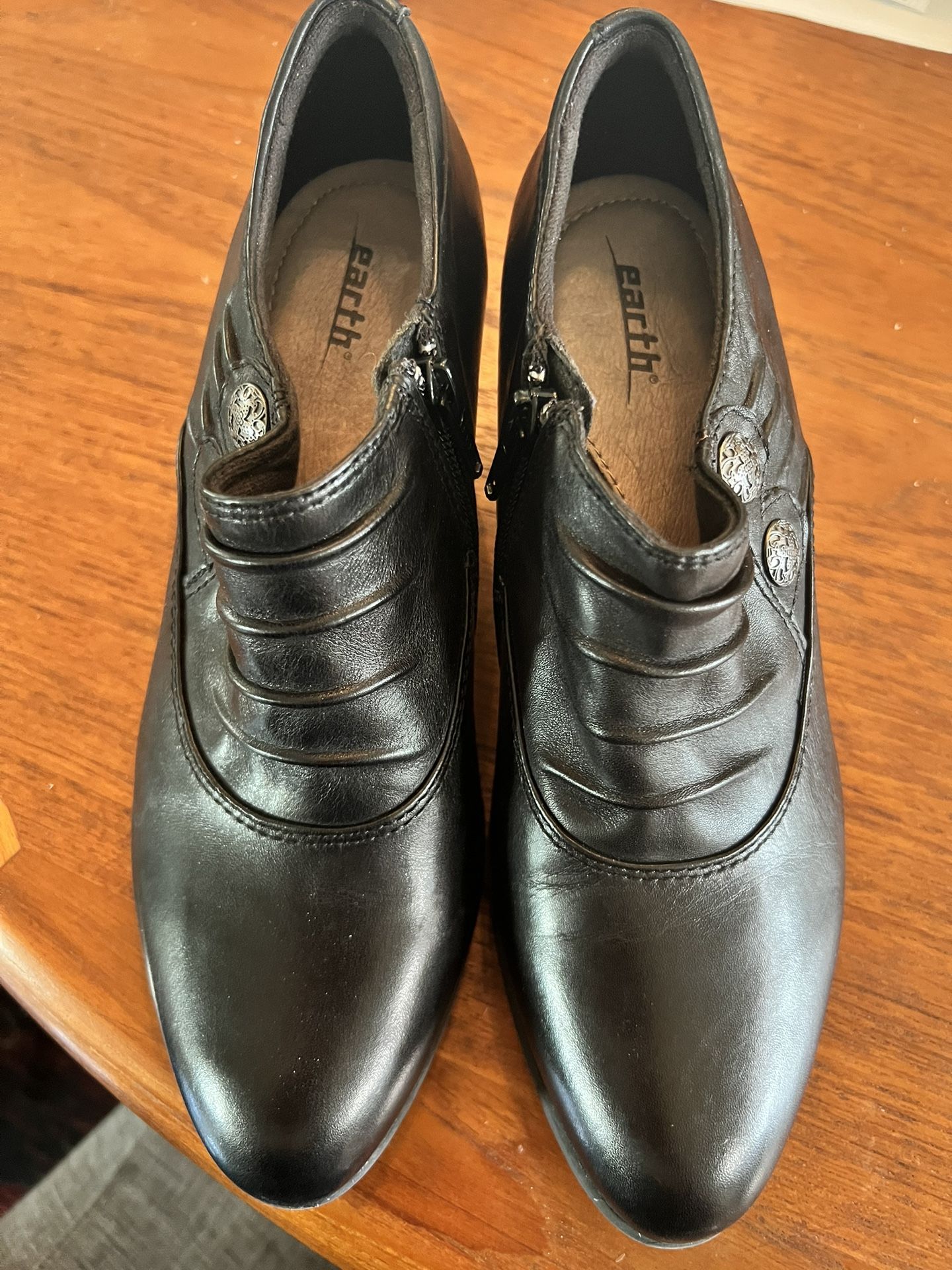 Earth Comfort Booties Shoes NEW 