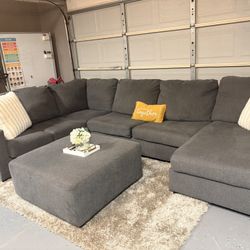 Sectional Couch 