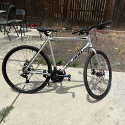 Clifford Unisex Road Hybrid Bike