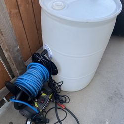 Pressure washer, and water tank