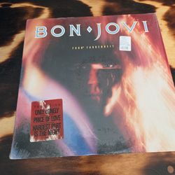 Bon Jovi "7800° Fahrenheit " Vinyl Album