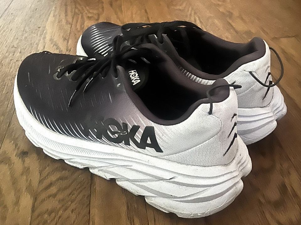 HOKA RINCON 3 RUNNING SHOES
