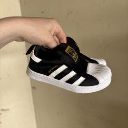 Kids Adidas Shoes 10.5k