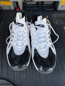 Reebok White and Black Sneakers