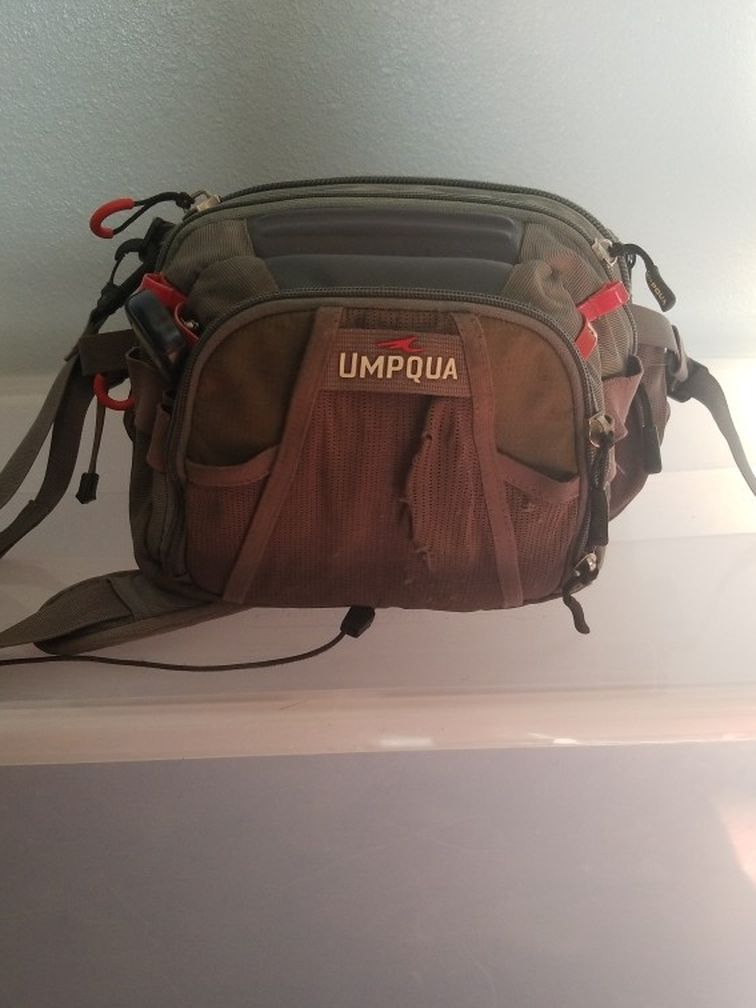Umpqua Fly Fishing Pack