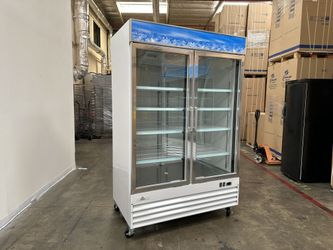 NSF Merchandiser Refrigerator 2 glass door cooler G1.2BM2F wing
