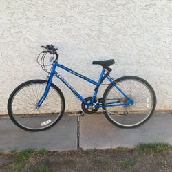 Women’s Huffy Daytona Bike 