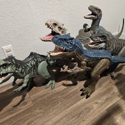 Jurassic World Super Colossal Dinosaurs