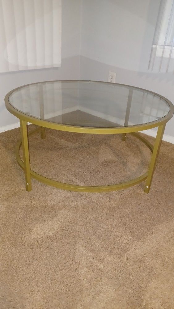 Beautiful Coffee Table 36x17