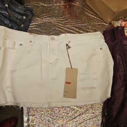 Levi's White Denim Skirt 31