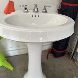 Pedastal Sink