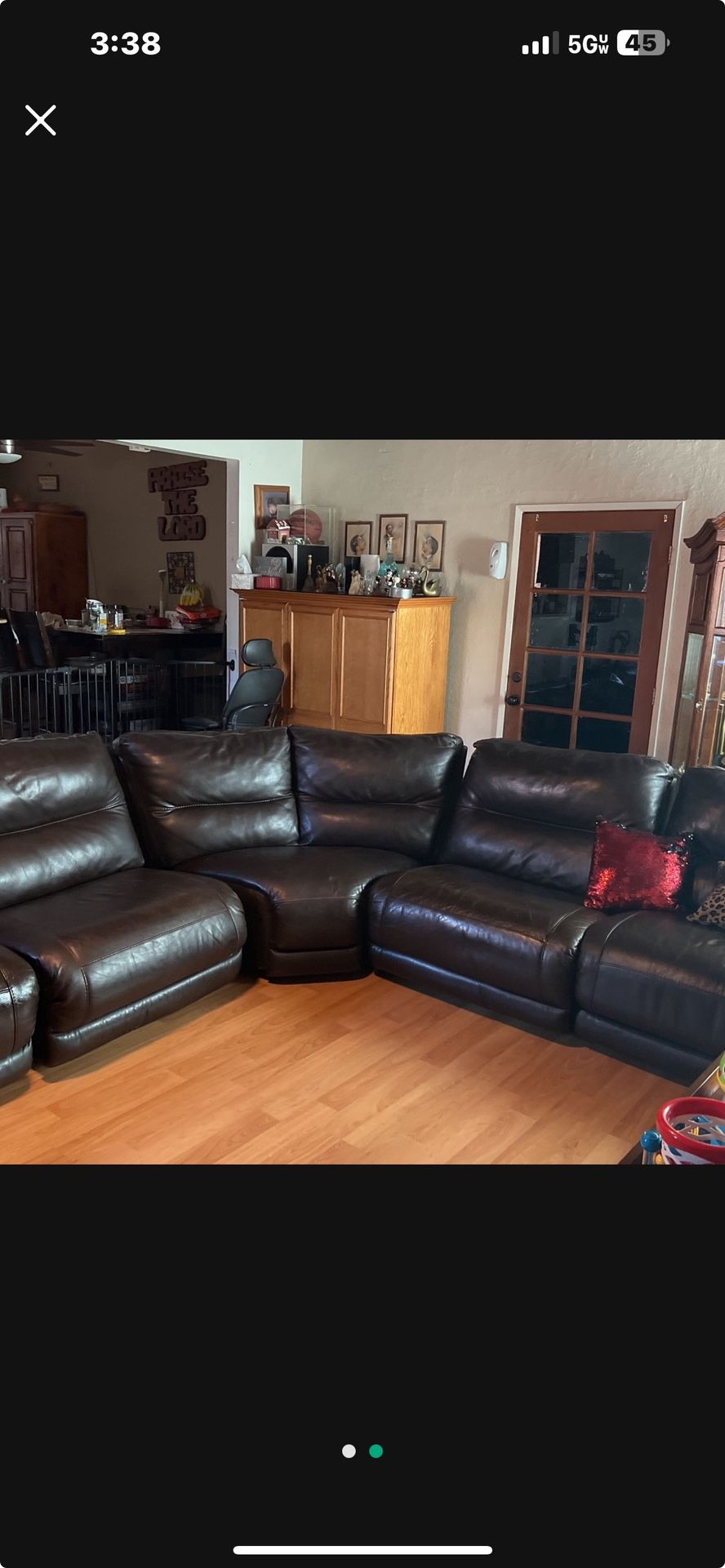 Sectional couch, great condition in recliner’s working