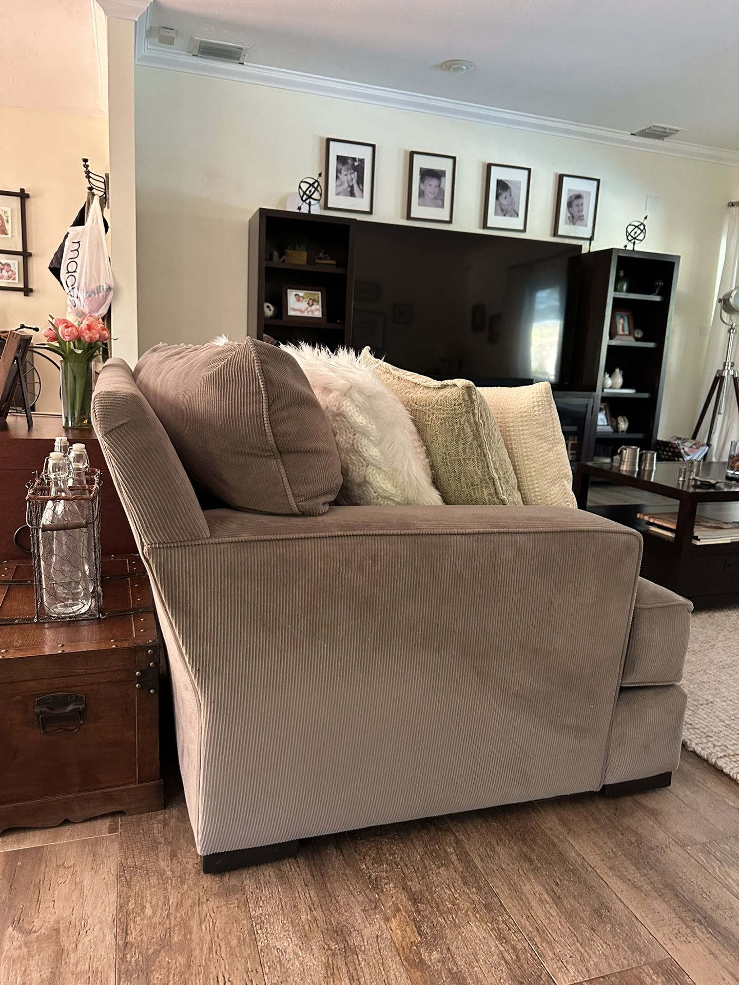 For Sale: Two Sofás In Excellent Condition. Selling Due Remodeling.