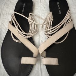 Sandal