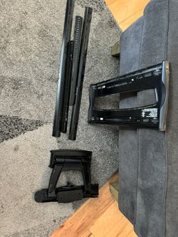 130 Pound Flatscreen Tv Wall Mount $15