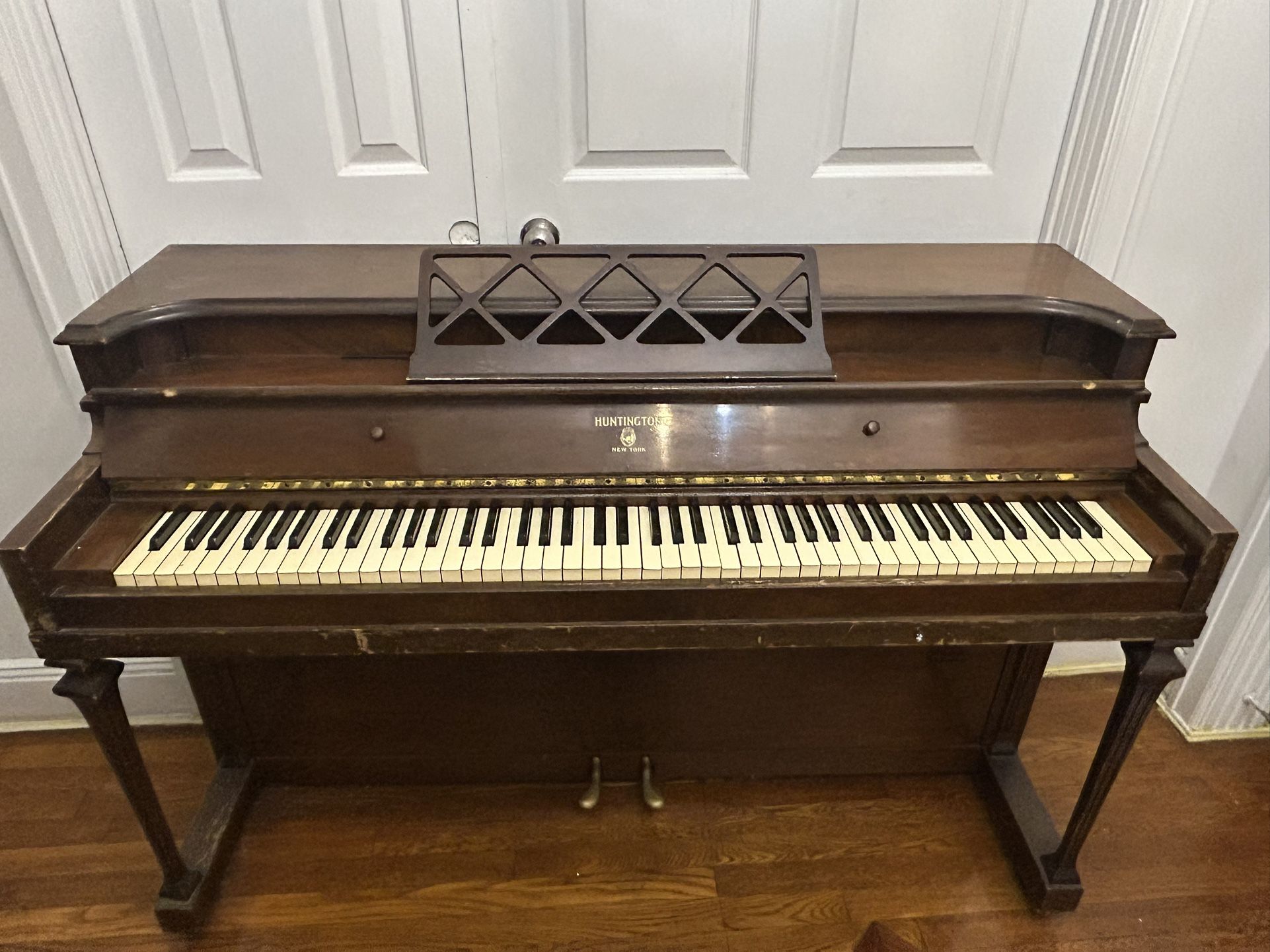 Antique Piano