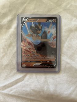 Kleavor V Pokémon Card