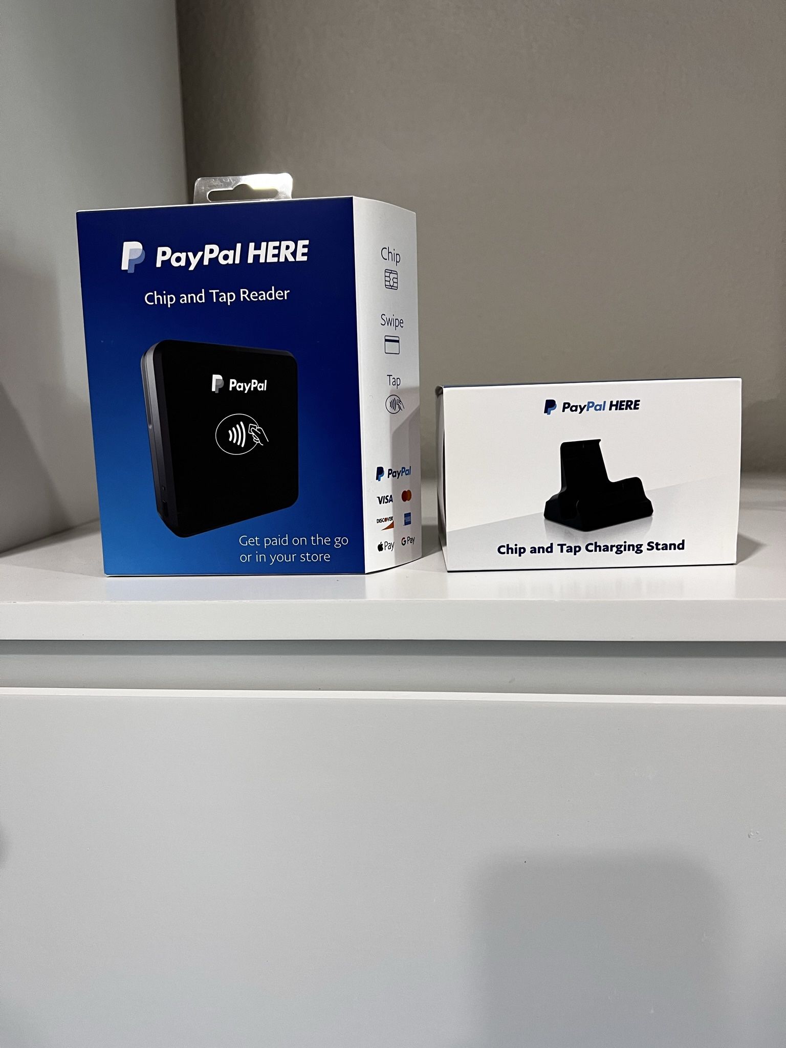 PayPal Here Chip And Card Reader + Charging Stand