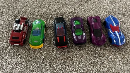 Lot of 6 Die-Cast Toy Cars