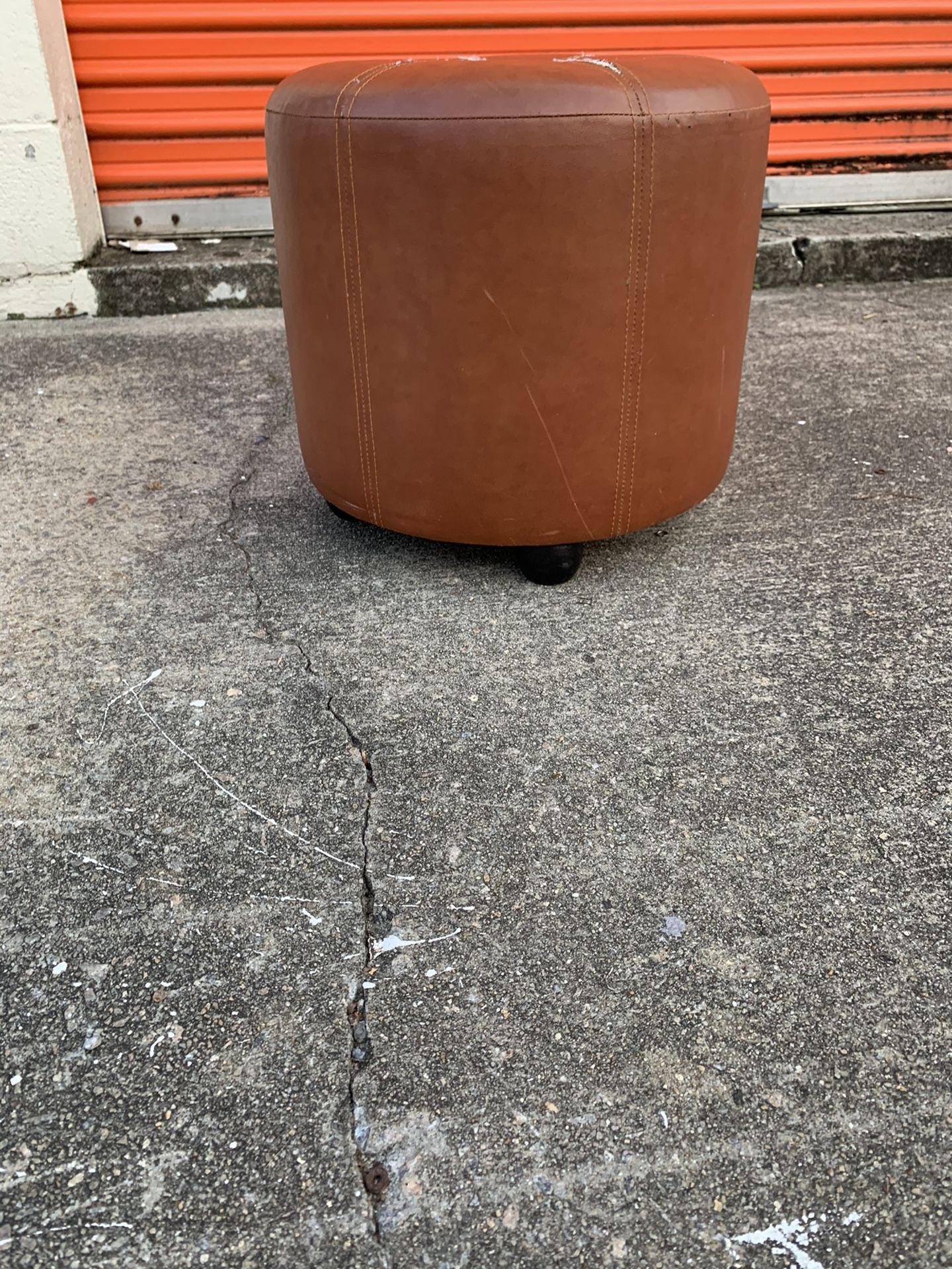 Small ottoman
