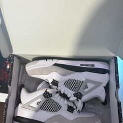 Jordan 4’s Military Black