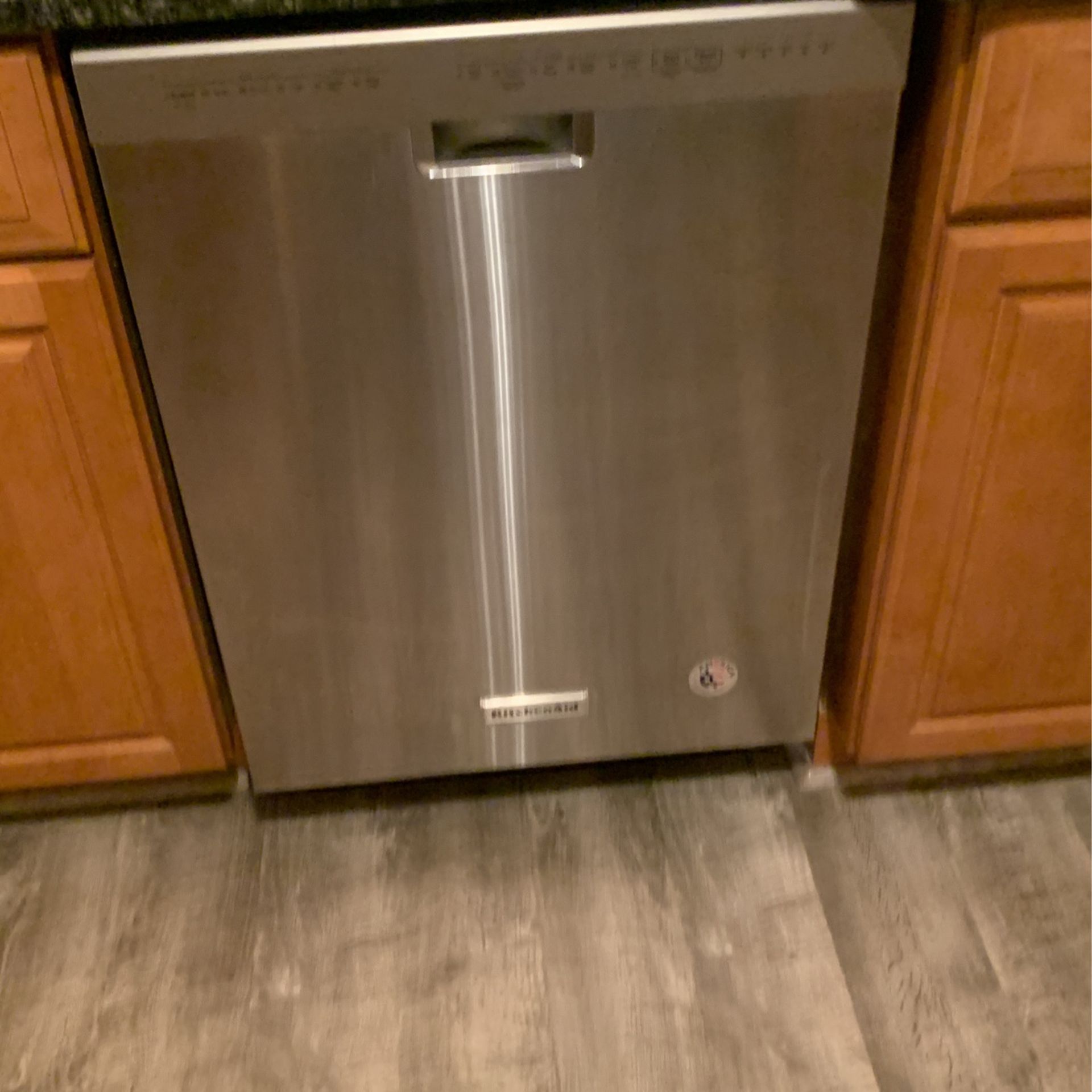 2018 Kitchen aid Dishwasher 