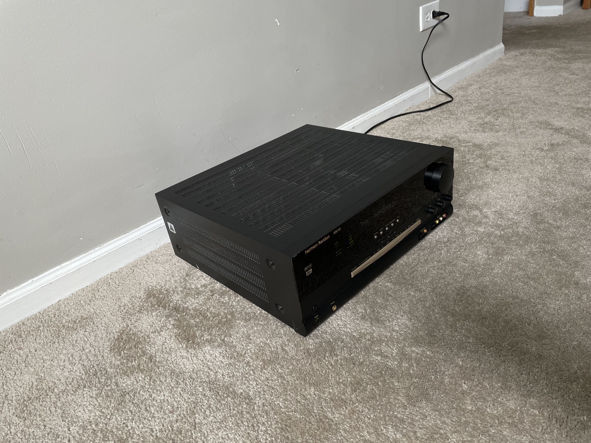 Harman Kardon AVR 210 5.1 Home Theater Surround Receiver