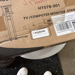 Tv/computer Stand 