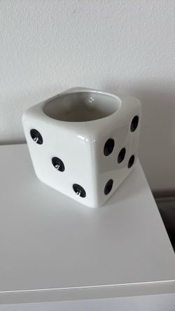dice planter plant vase