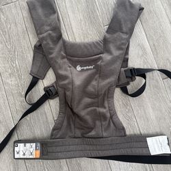 Ergo baby Embrace Carrier