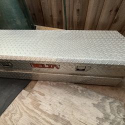 Small Bed Tool Box