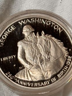 1982 George Washington 250th Anniversary Commemorative Half https://offerup.com/redirect/?o=RG9sbGFyLkl0 is minted with 90% silver and has a proof fin